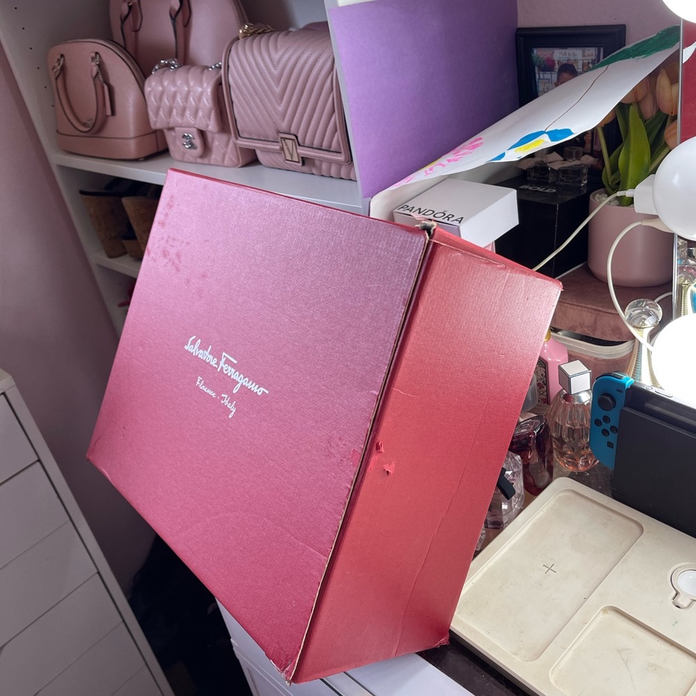 Salvatore Ferragamo Bag - Picture 14 of 16